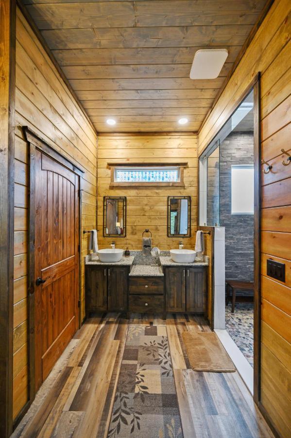 The Adirondack Honeymoon Hot Tub Soaking Tub Wood Burning Fireplace Stephens Gap Esterno foto